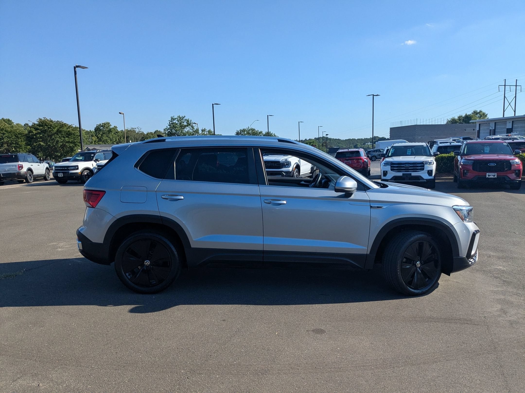2022 Volkswagen Taos SE
