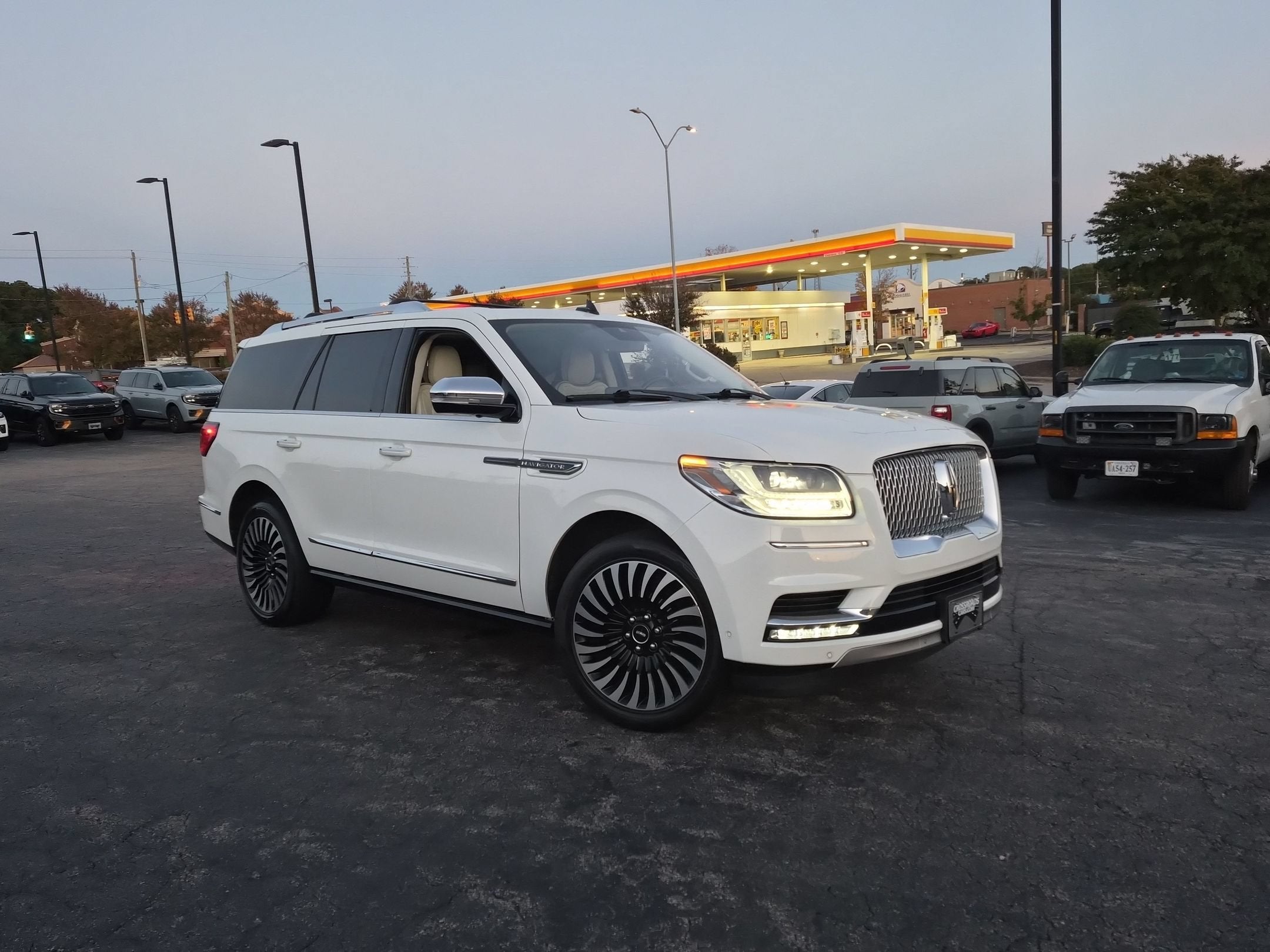 2020 Lincoln Navigator Black Label