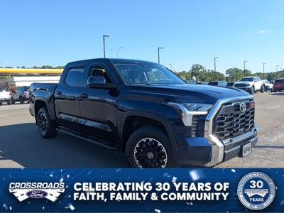 2022 Toyota Tundra 4WD SR5
