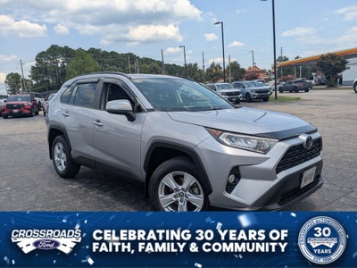 2020 Toyota RAV4 XLE