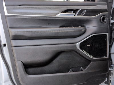 2022 Jeep Wagoneer Series III