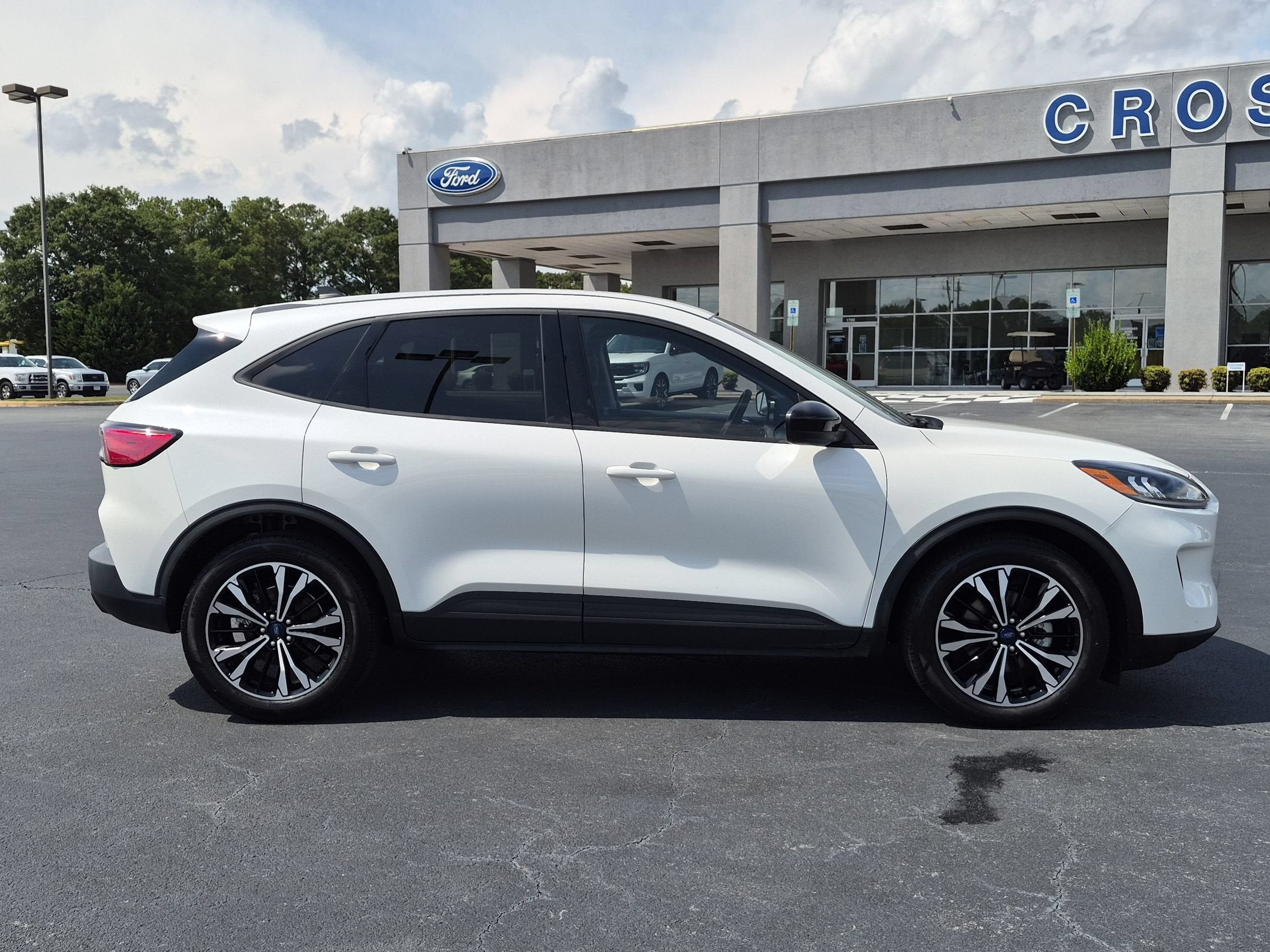 2022 Ford Escape SE Hybrid