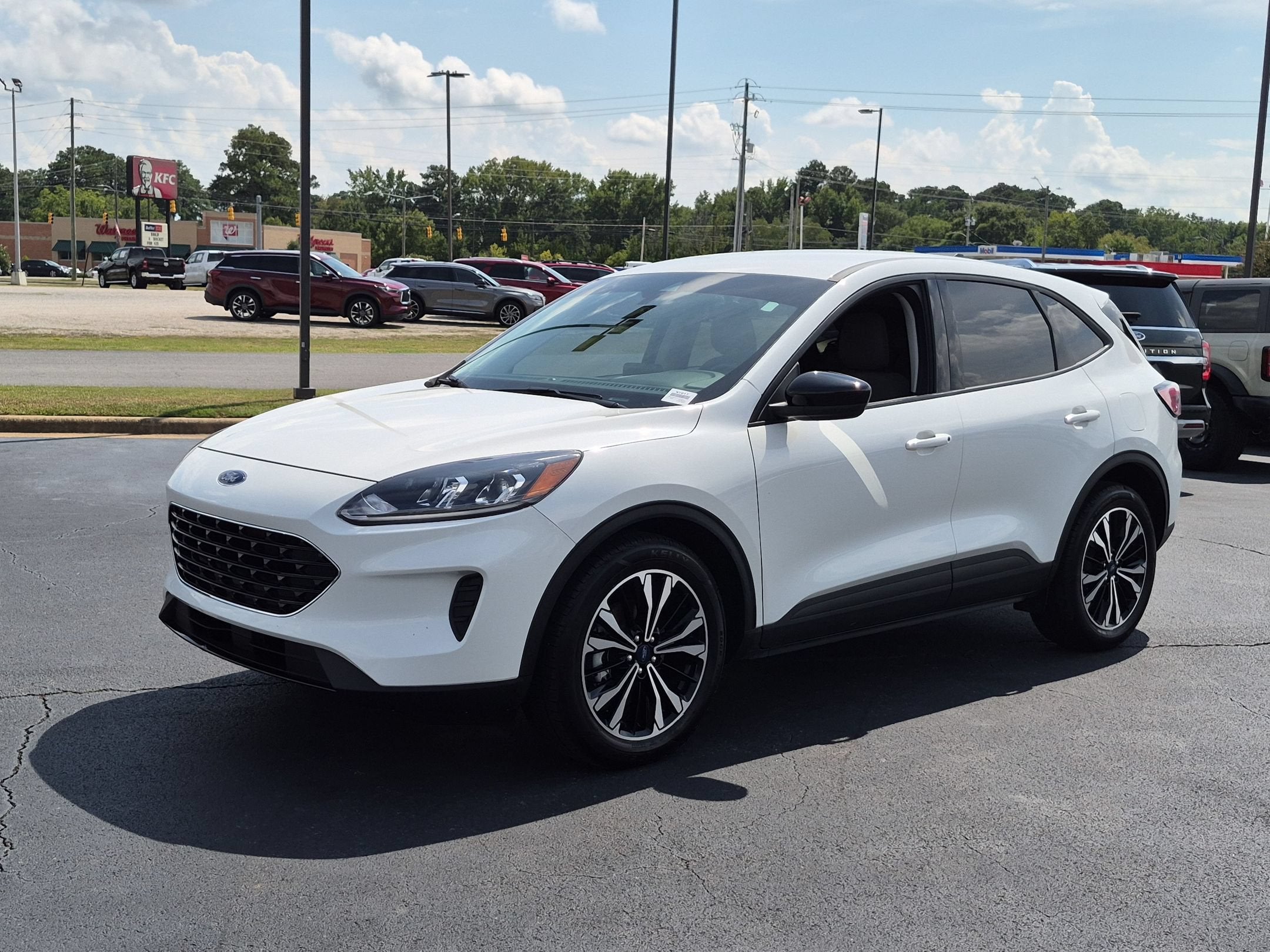 2022 Ford Escape SE Hybrid