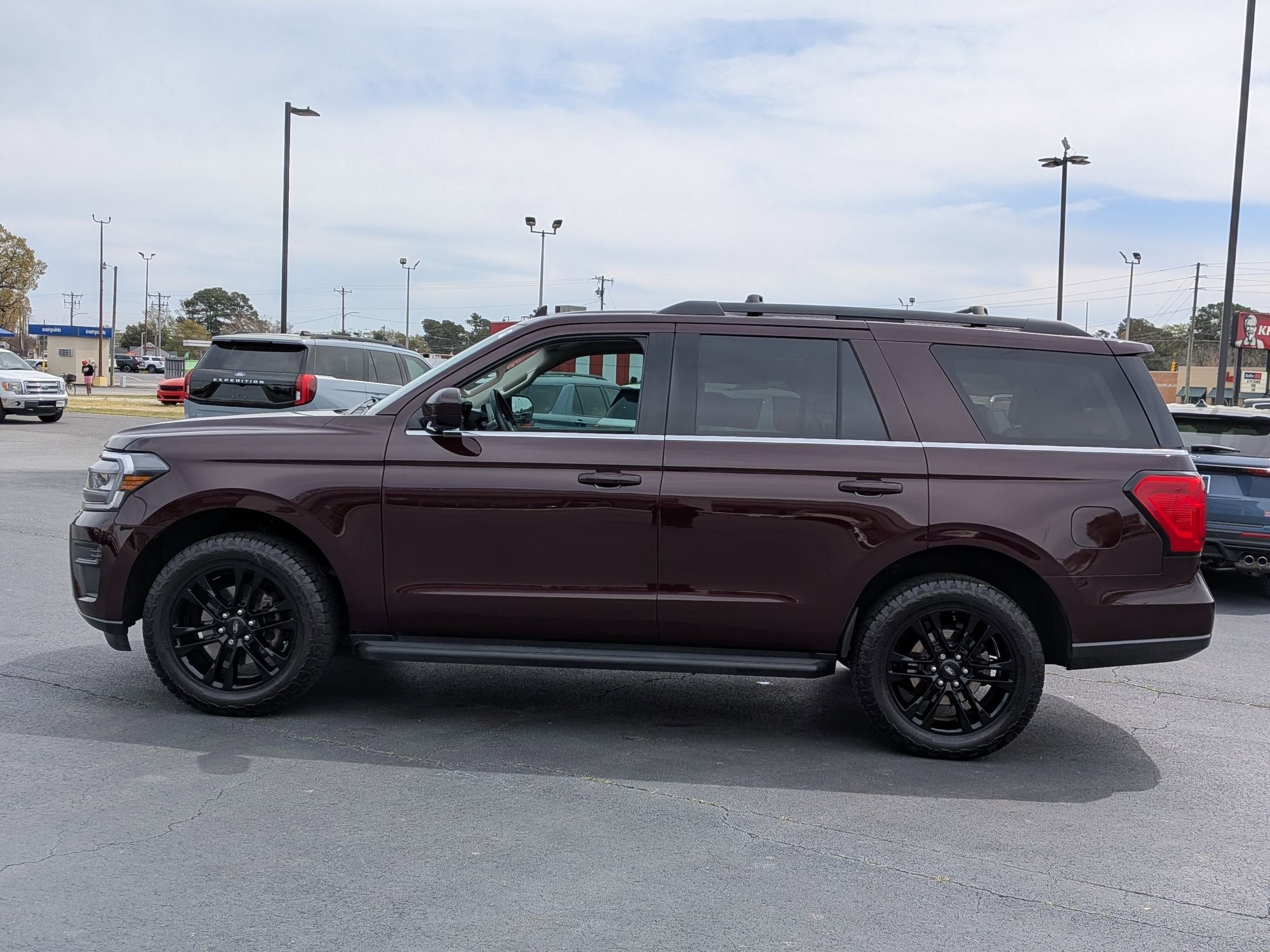 2024 Ford Expedition XLT