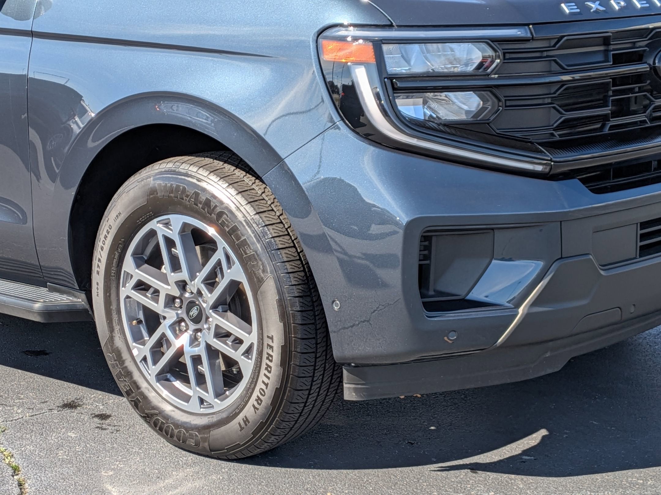 2025 Ford Expedition Active