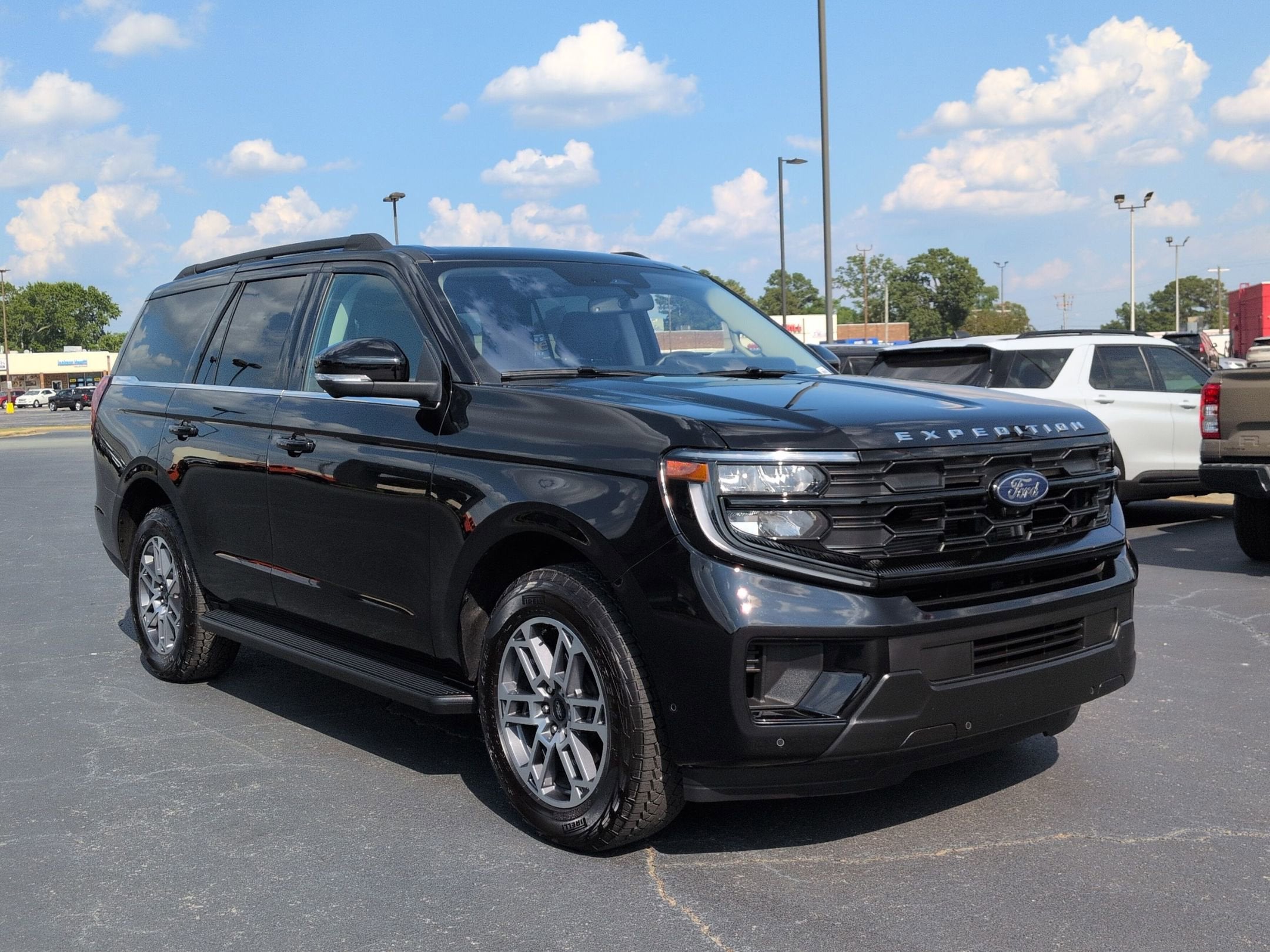 2025 Ford Expedition Active
