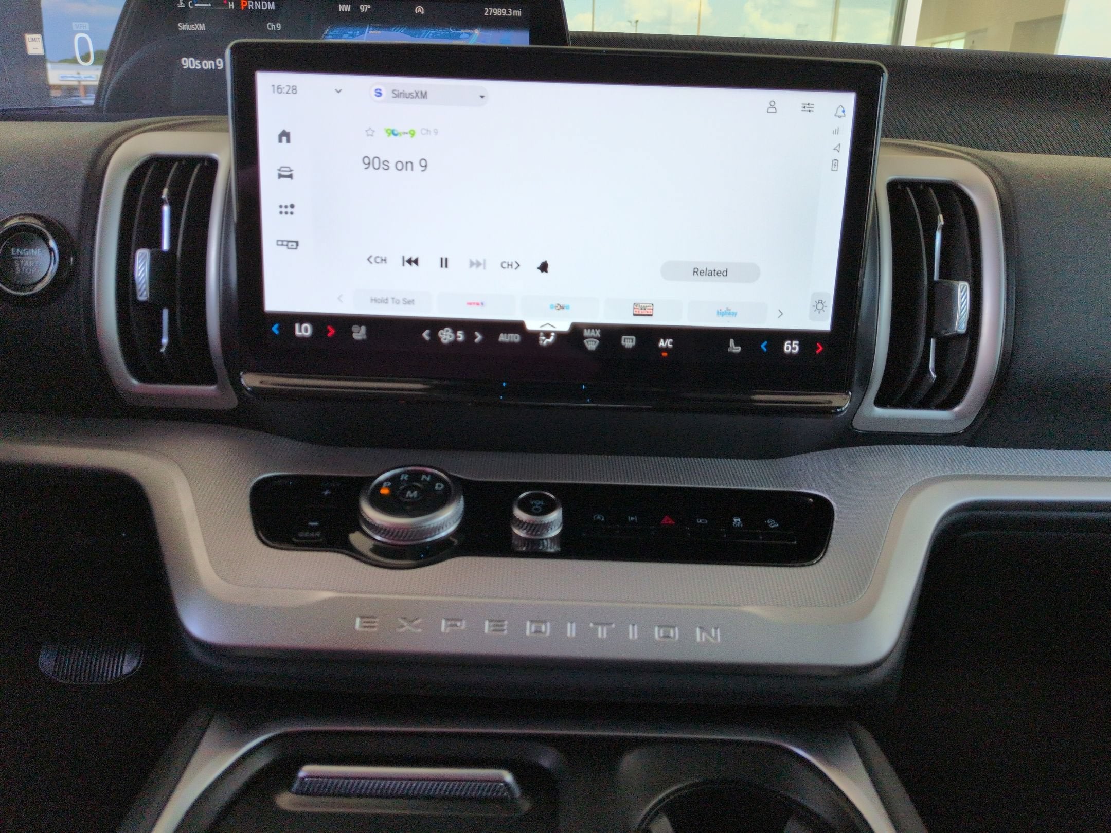 2025 Ford Expedition Active