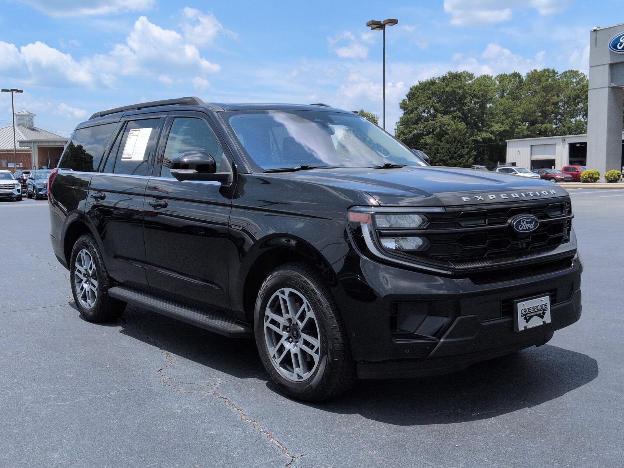 2025 Ford Expedition Active