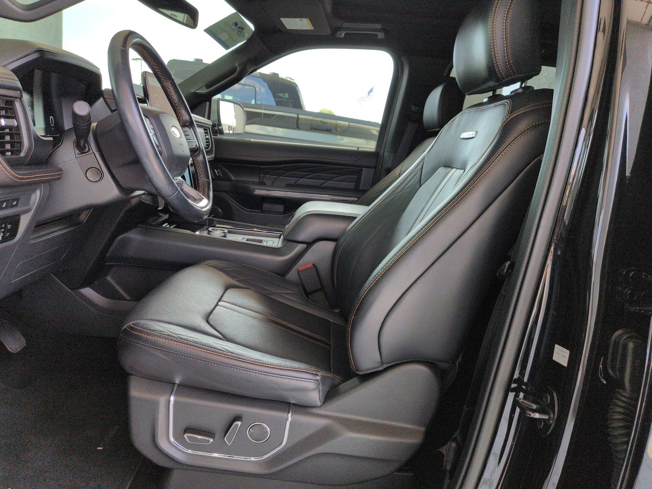 2023 Ford Expedition Platinum