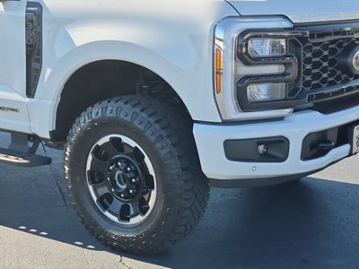 2025 Ford Super Duty F-350 SRW LARIAT