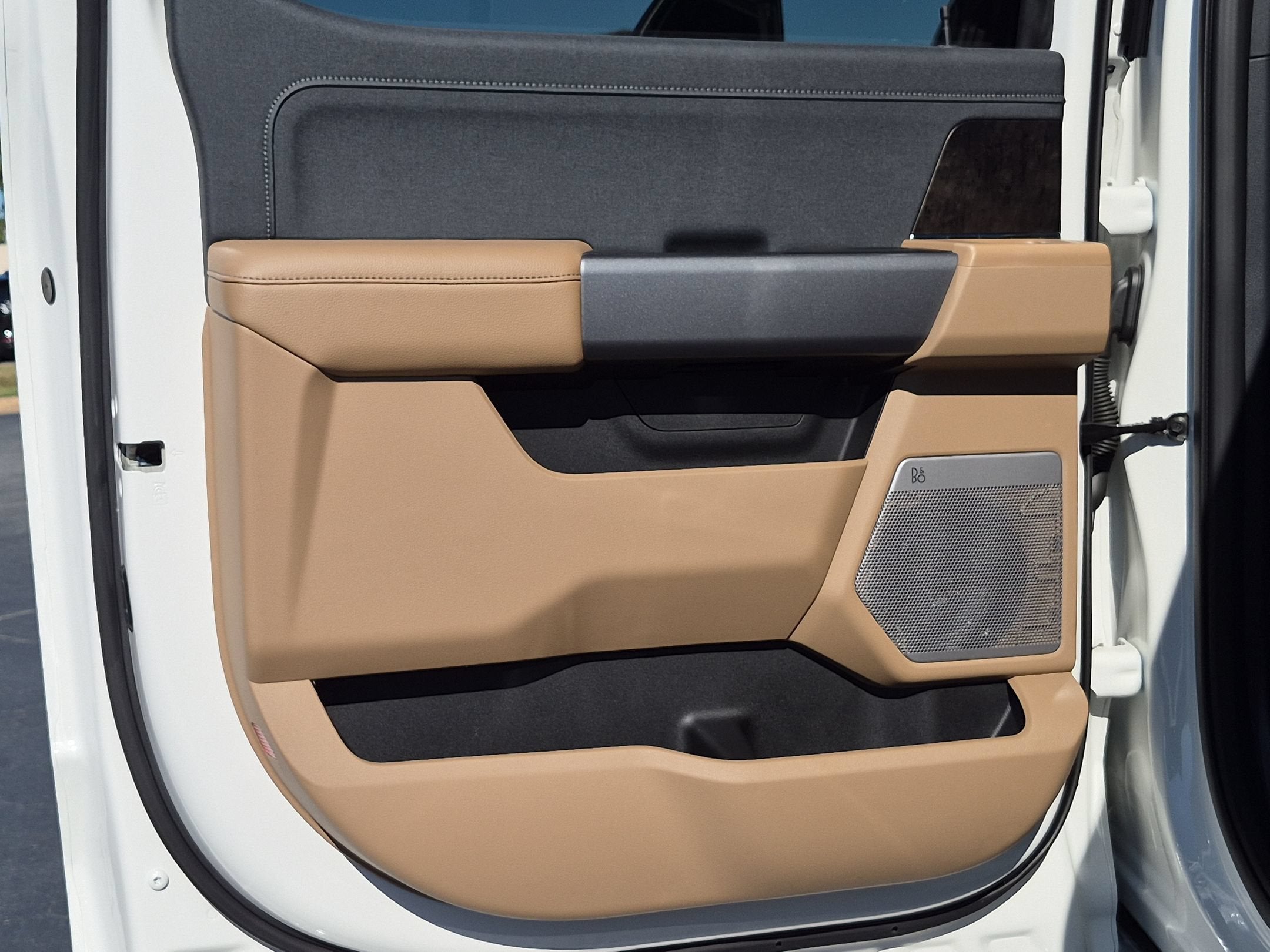 2025 Ford Super Duty F-350 SRW LARIAT