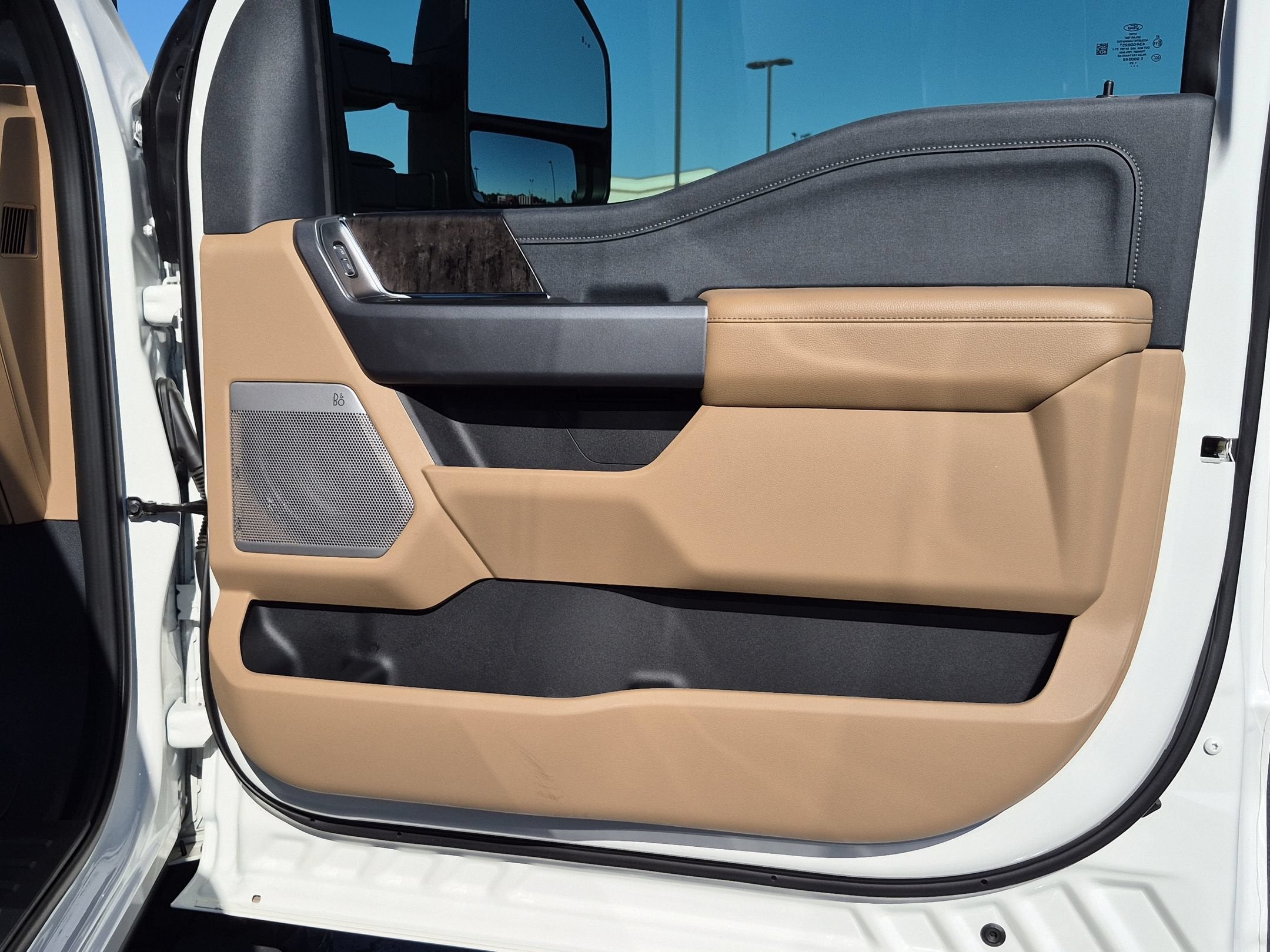 2025 Ford Super Duty F-350 SRW LARIAT