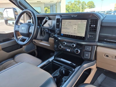 2025 Ford Super Duty F-350 SRW LARIAT