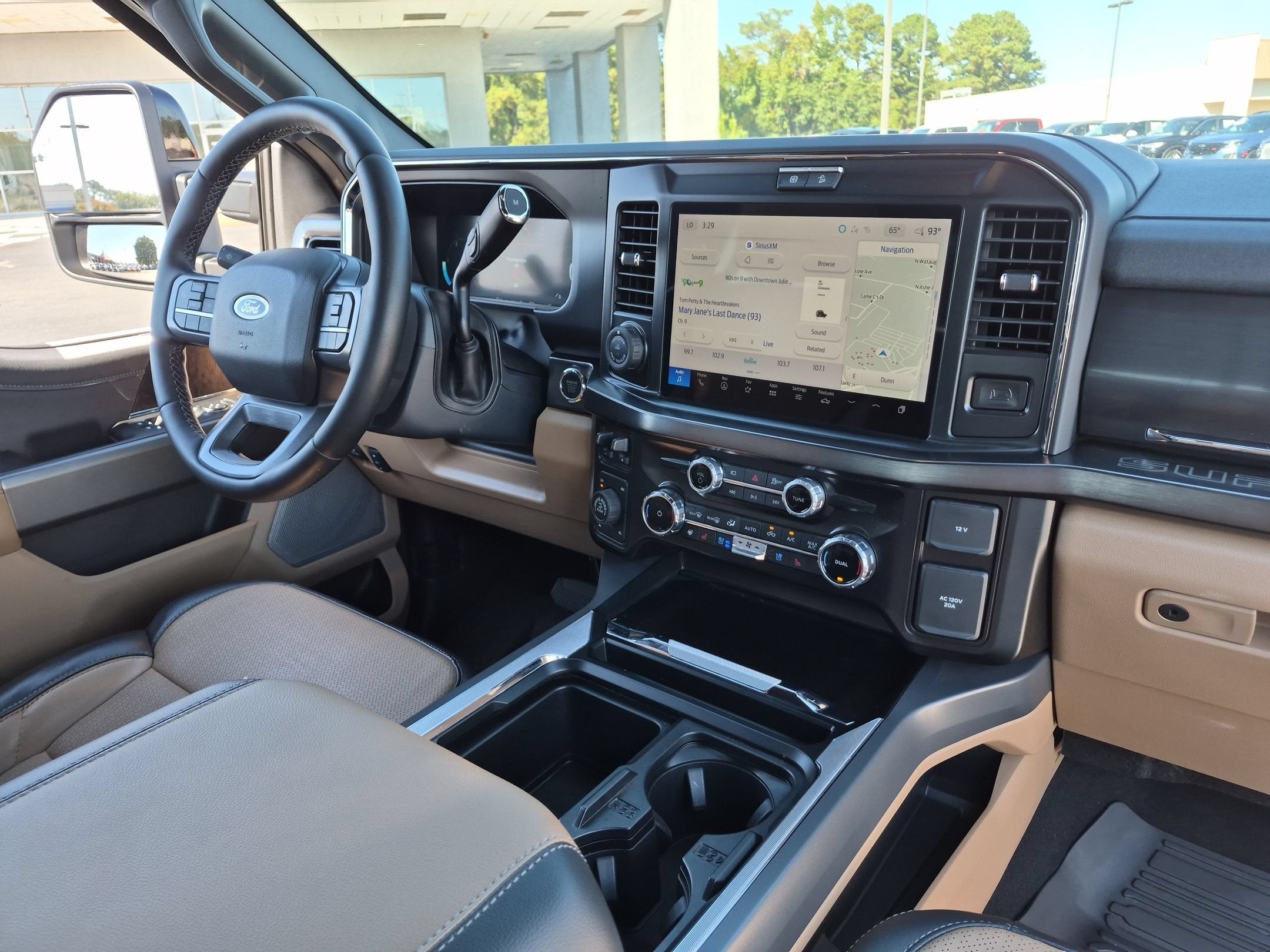 2025 Ford Super Duty F-350 SRW LARIAT