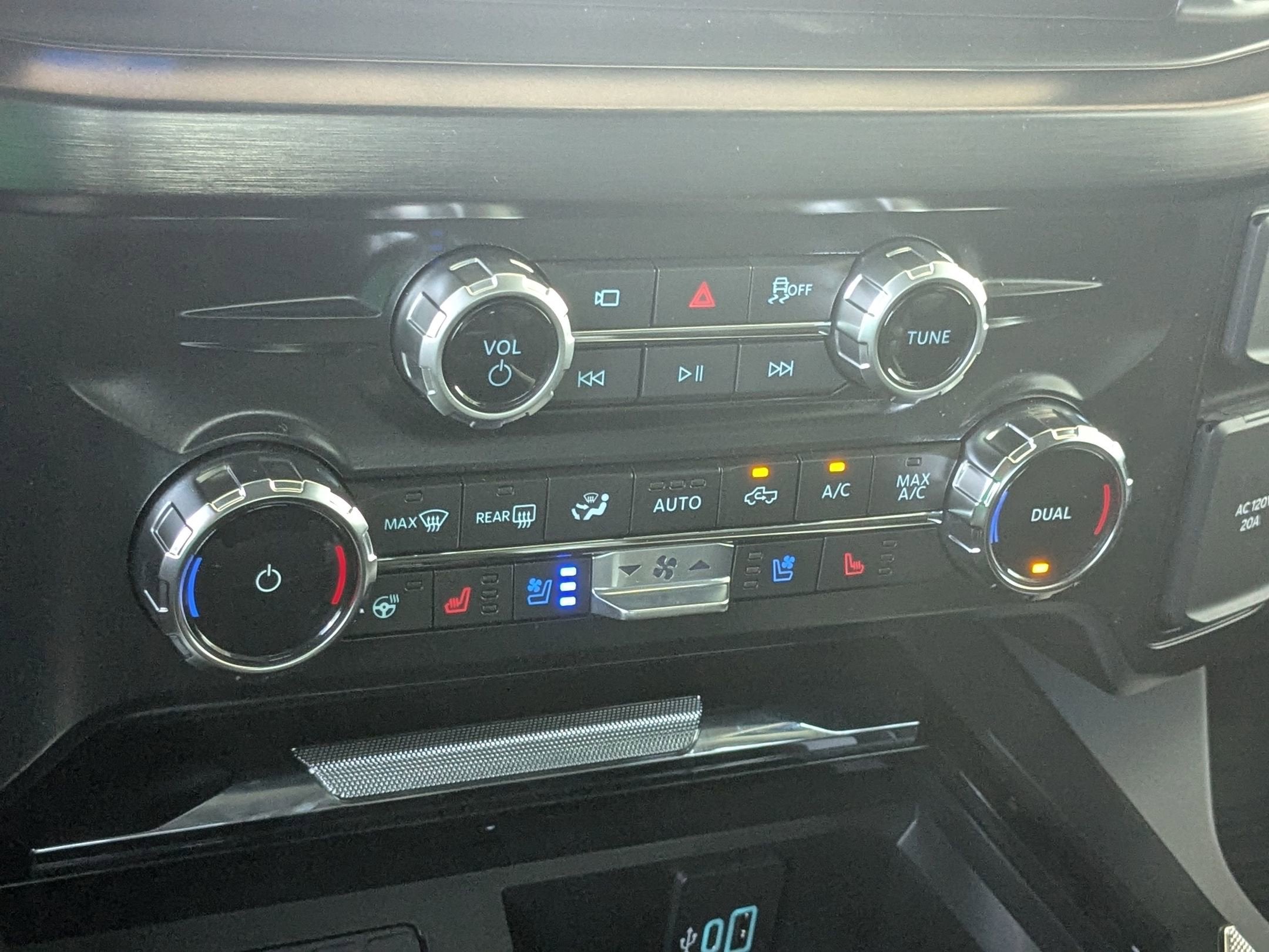 2025 Ford Super Duty F-350 SRW LARIAT