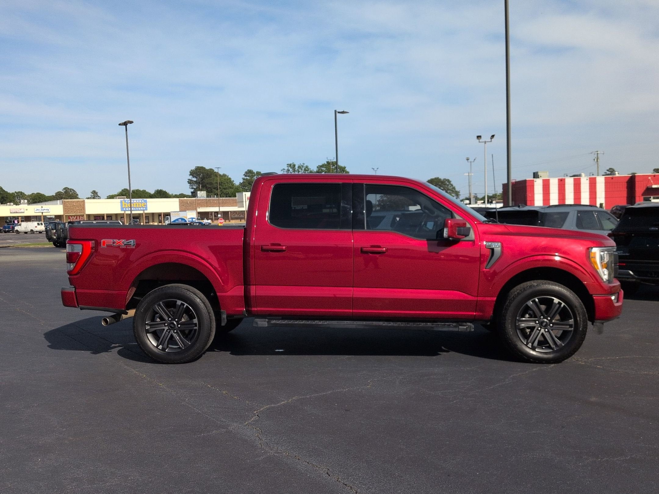 2023 Ford F-150 LARIAT