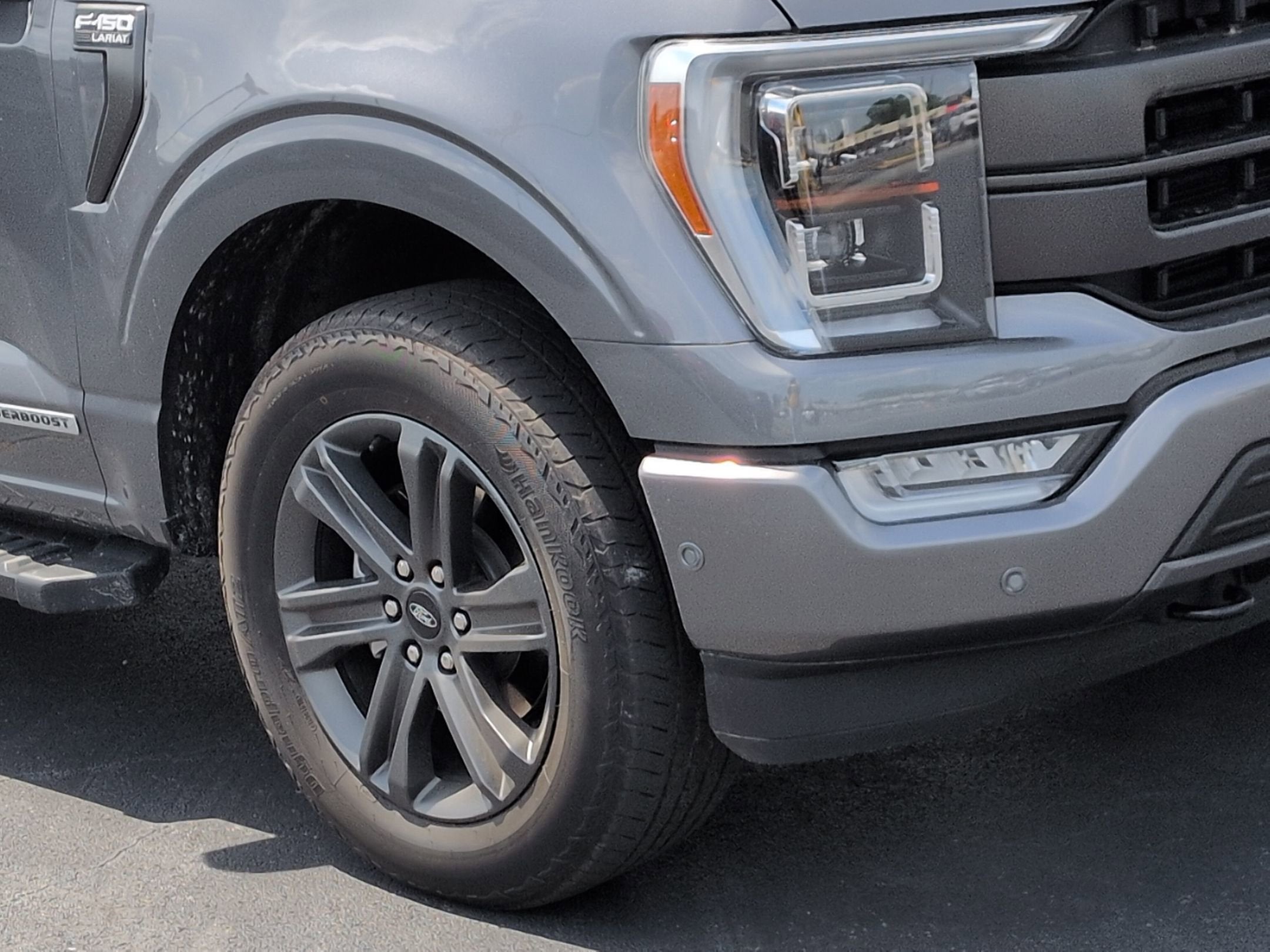 2023 Ford F-150 LARIAT
