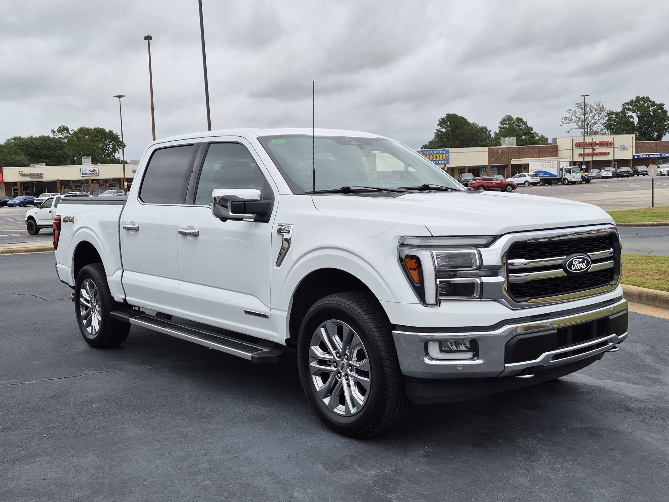 2024 Ford F-150 LARIAT