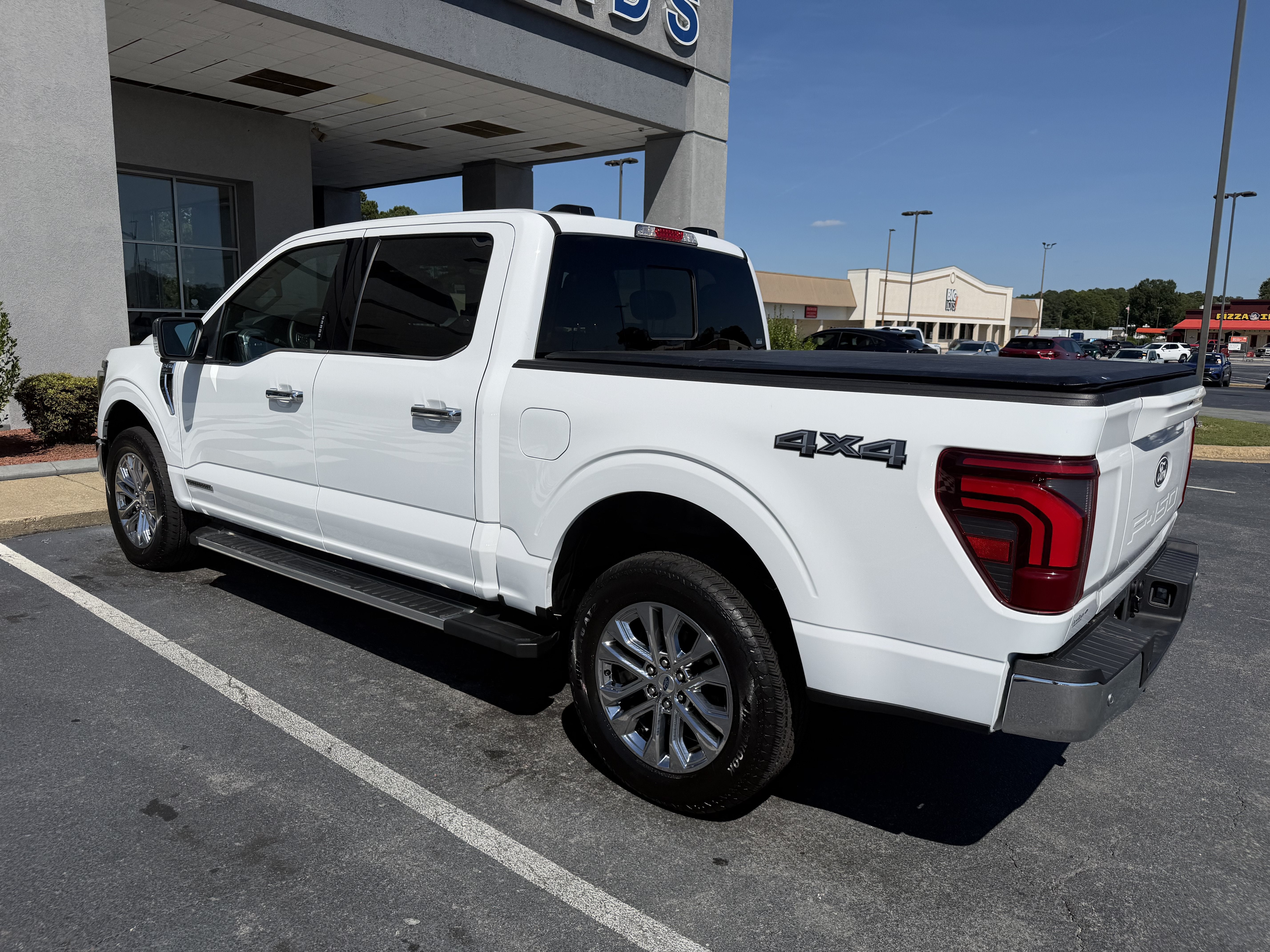 2024 Ford F-150 LARIAT