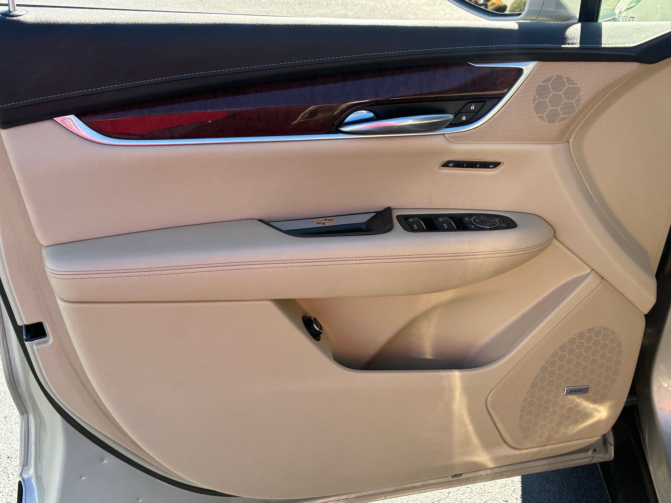 2017 Cadillac XT5 Luxury FWD