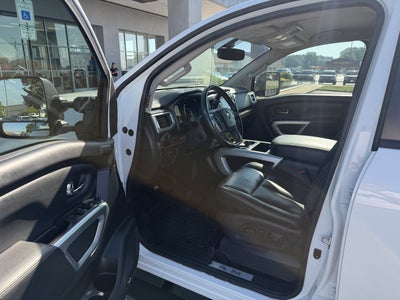 2019 Nissan Titan SL