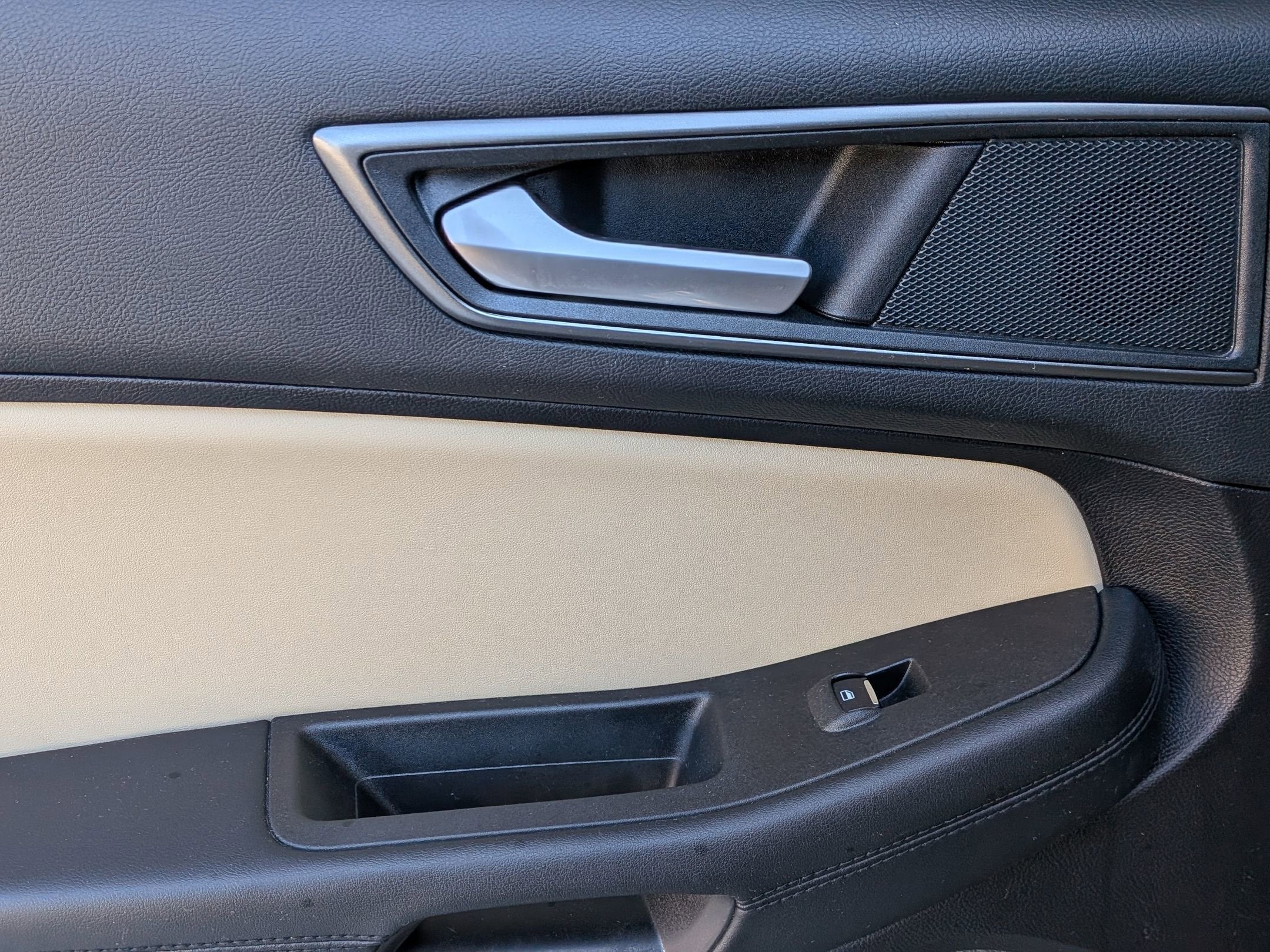 2021 Ford Edge SE