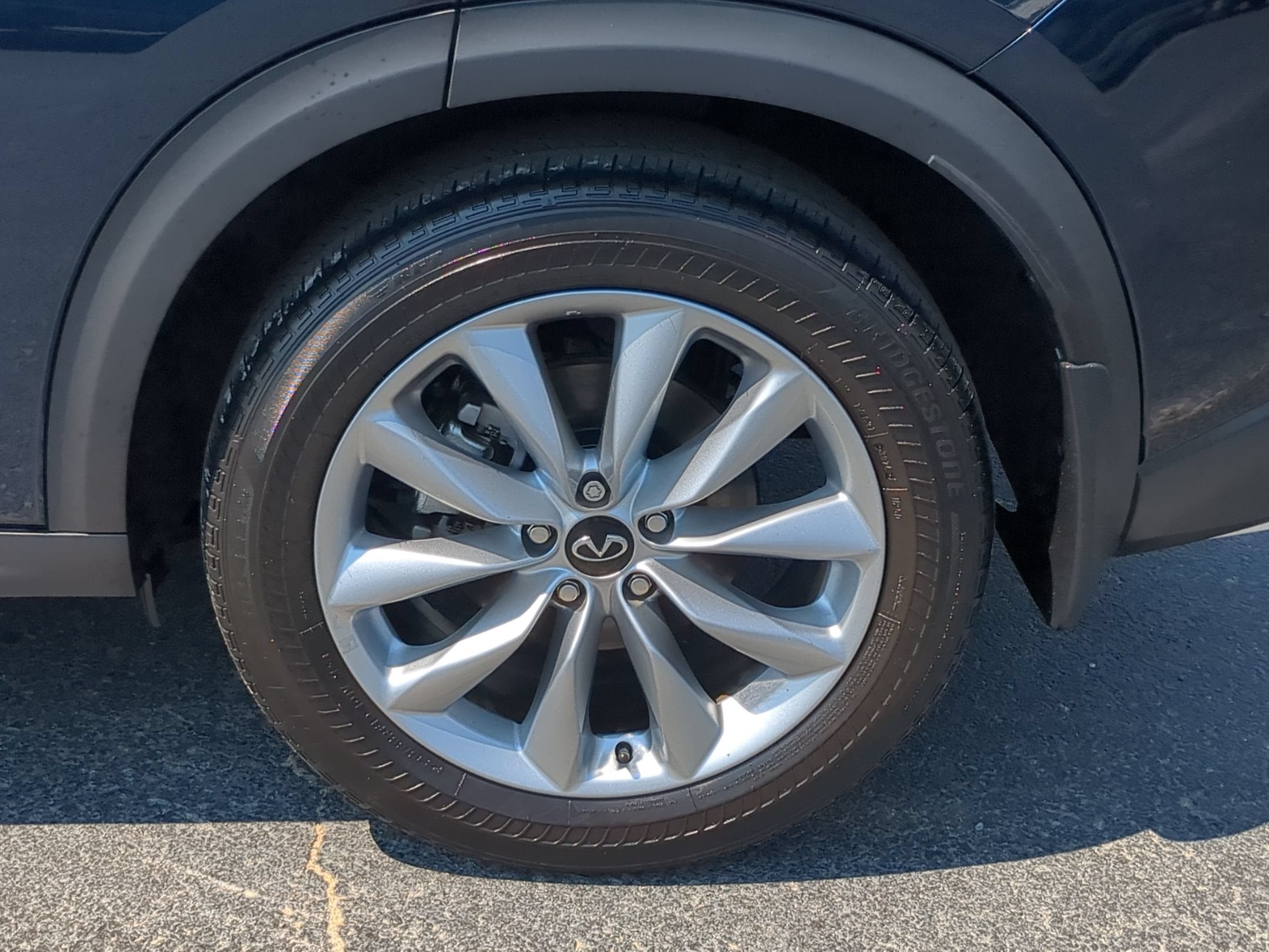2022 INFINITI QX50 LUXE