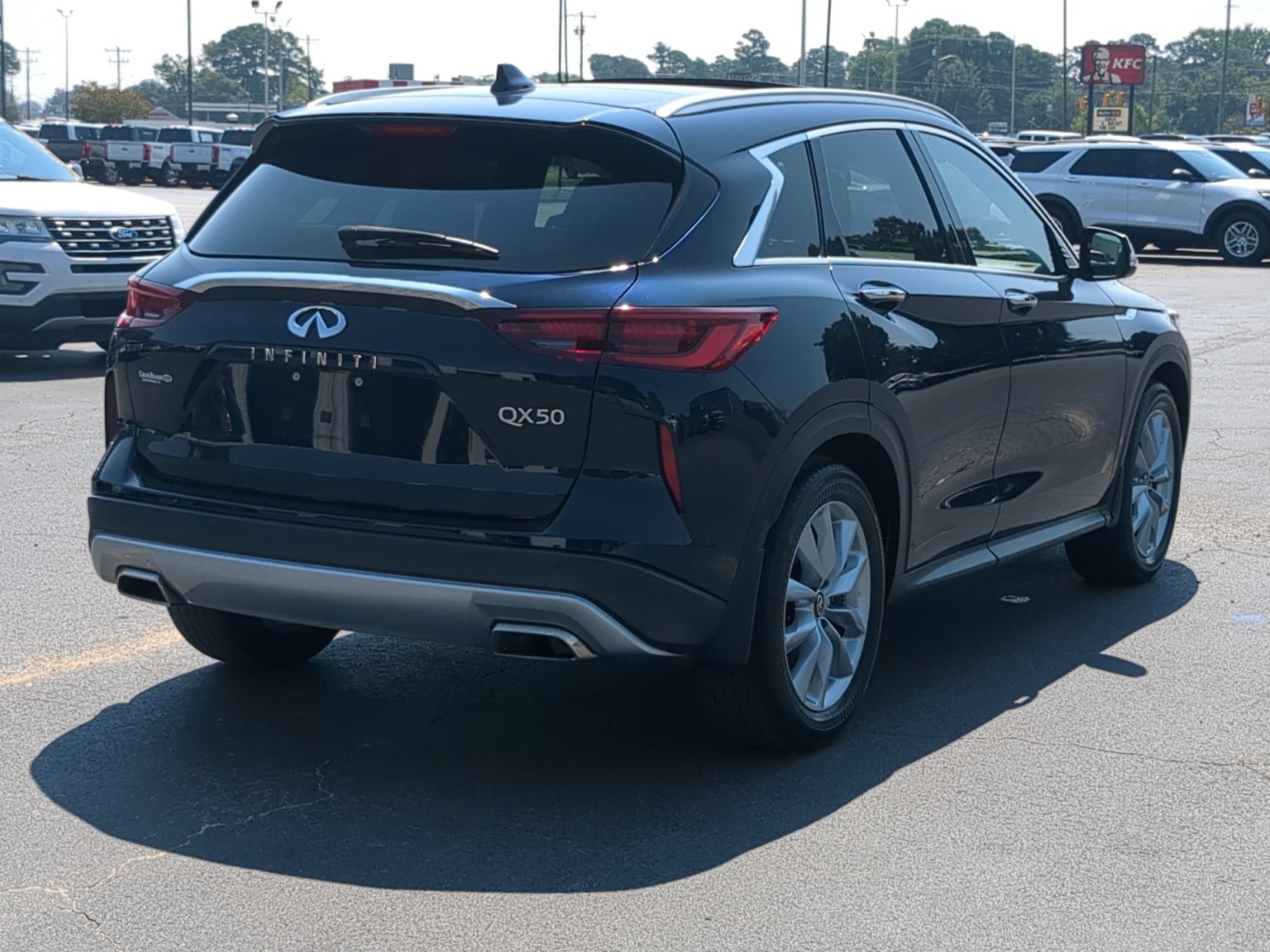 2022 INFINITI QX50 LUXE