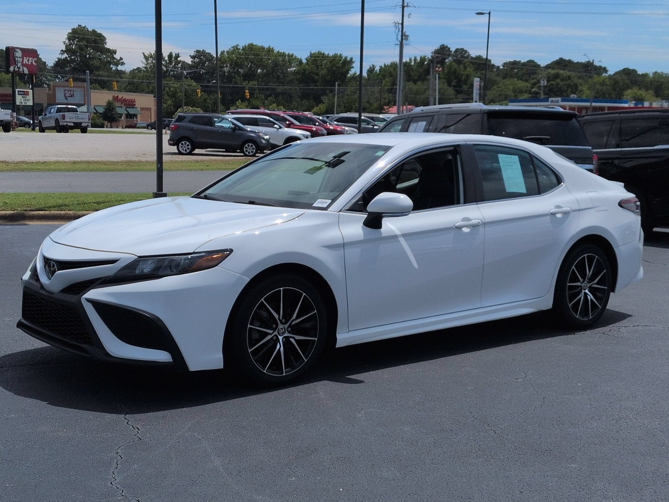 2024 Toyota Camry SE