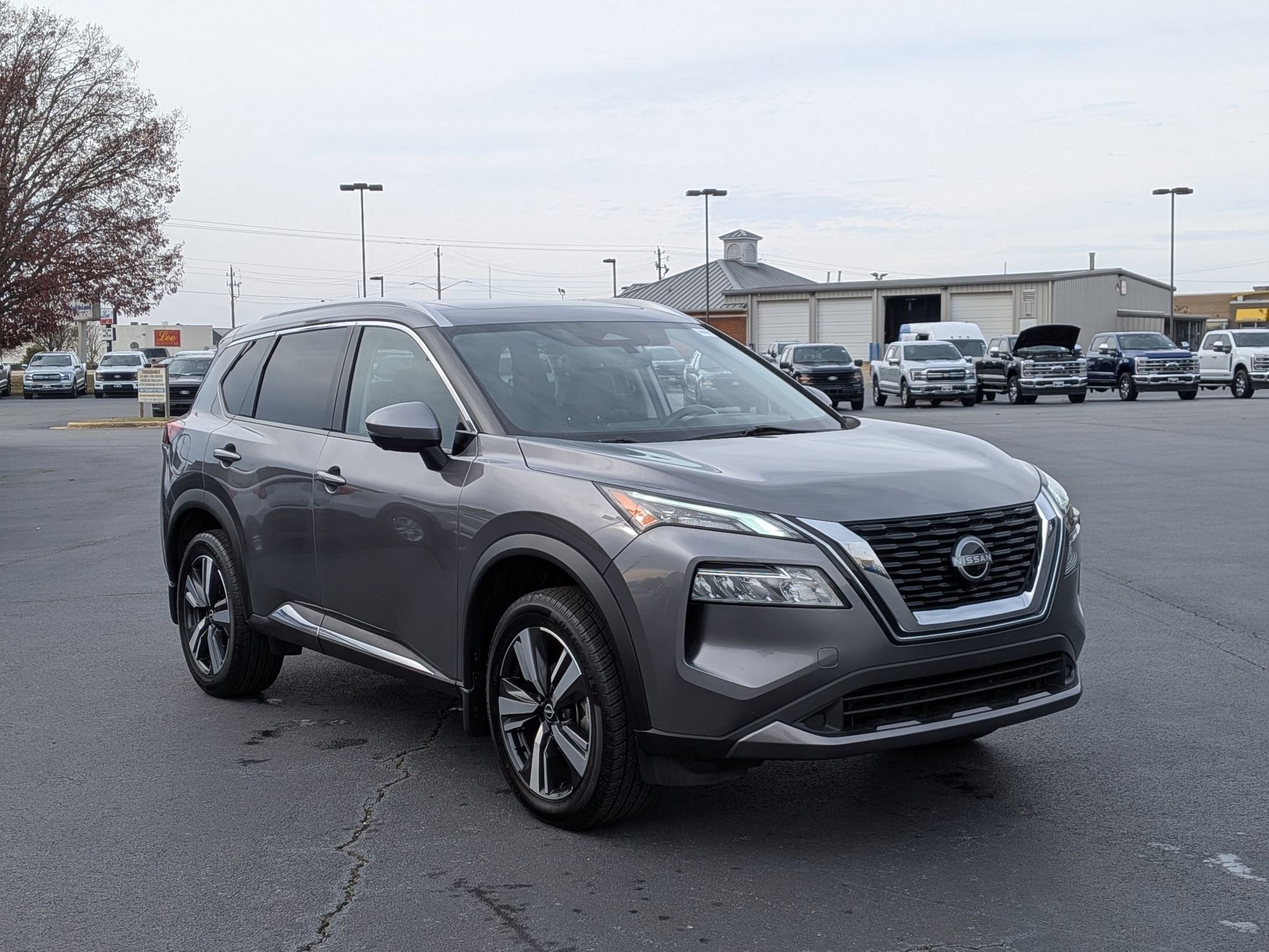 2023 Nissan Rogue SL