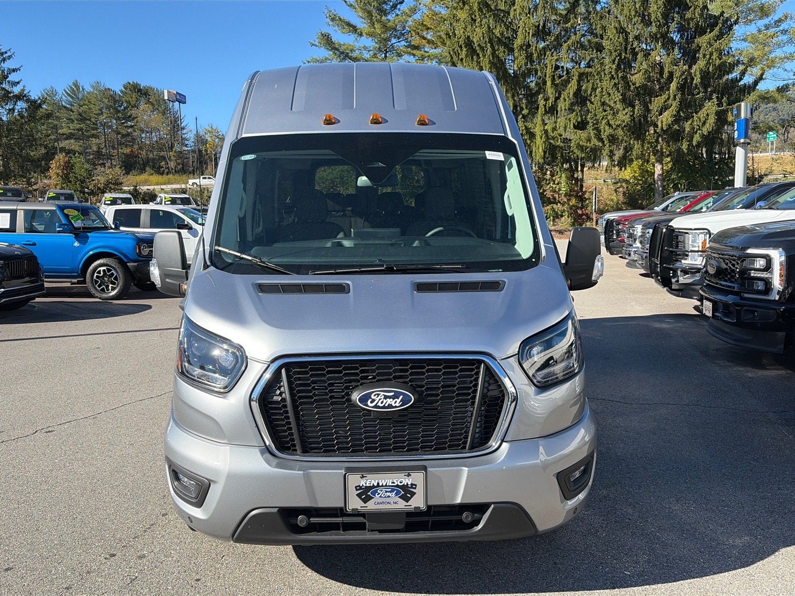 2027 Ford Transit Passenger Wagon XLT