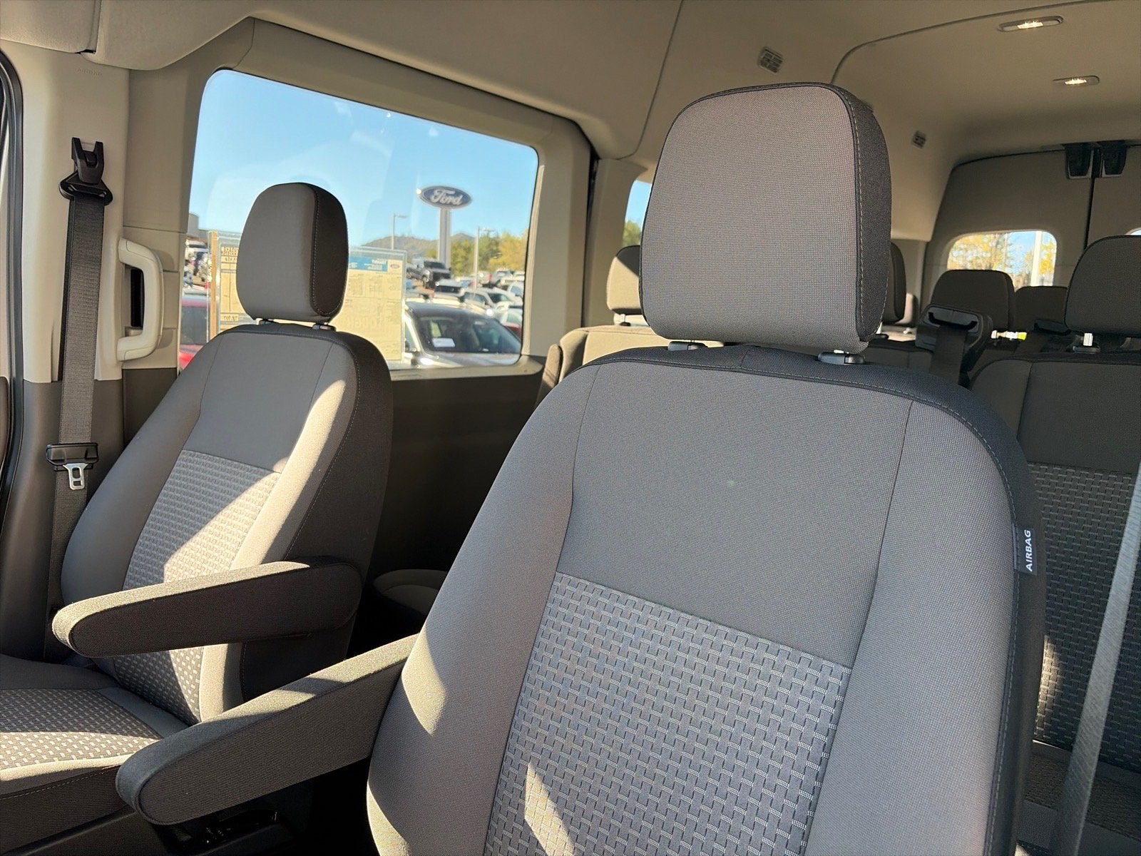 2027 Ford Transit Passenger Wagon XLT
