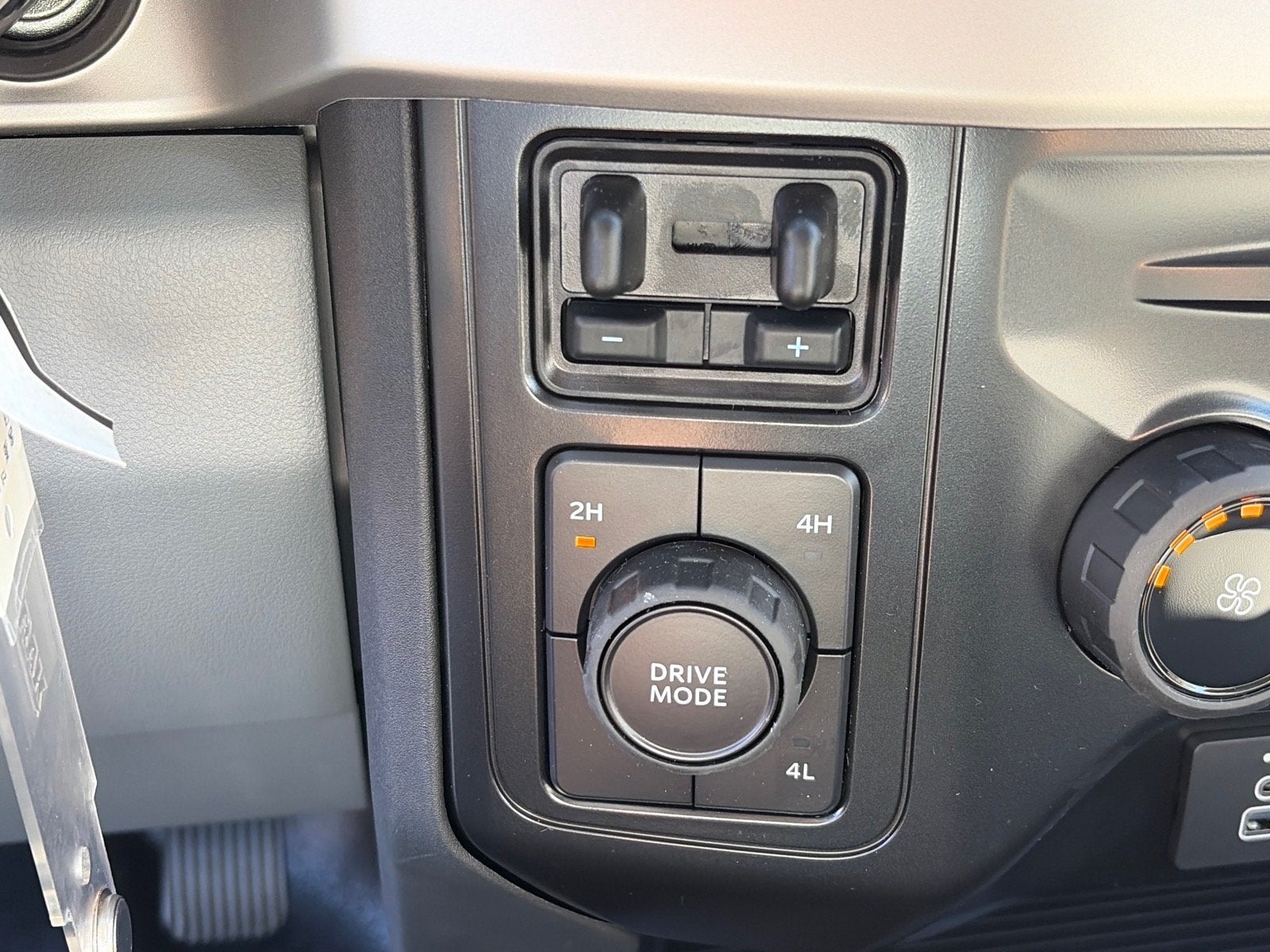 2027 Ford Super Duty F-450 DRW XL DRW