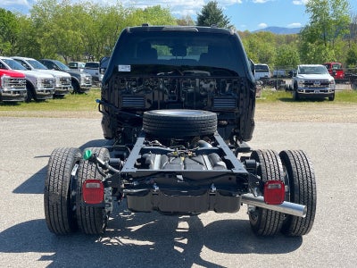 2026 Ford Super Duty F-450 DRW Lariat DRW