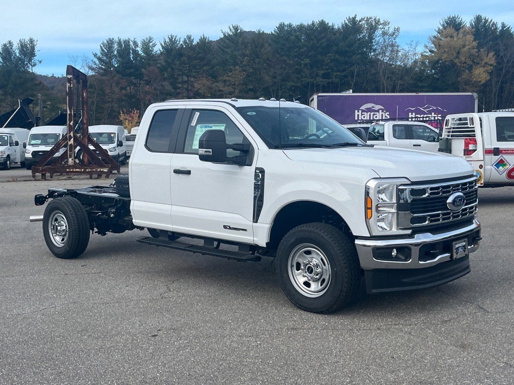 2026 Ford Super Duty F-350 SRW XL