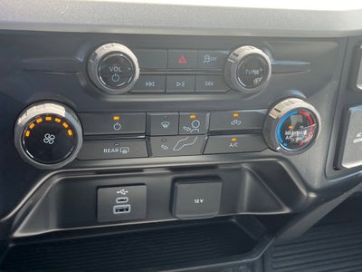 2025 Ford Super Duty F-600 DRW XLT