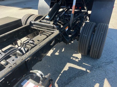 2025 Ford Super Duty F-600 DRW XLT