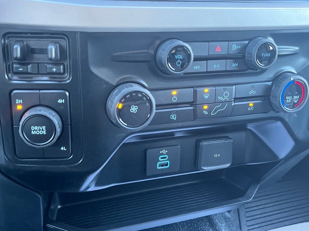 2026 Ford Super Duty F-600 DRW XL