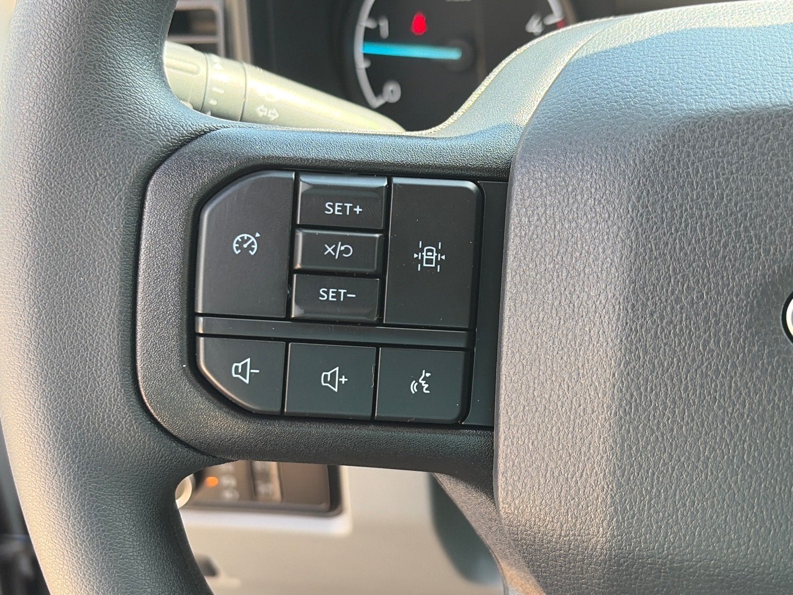 2026 Ford Super Duty F-600 DRW XL