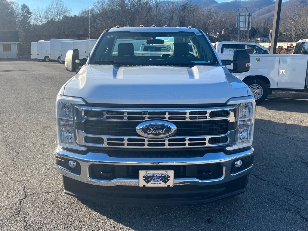 2026 Ford Super Duty F-350 SRW XL