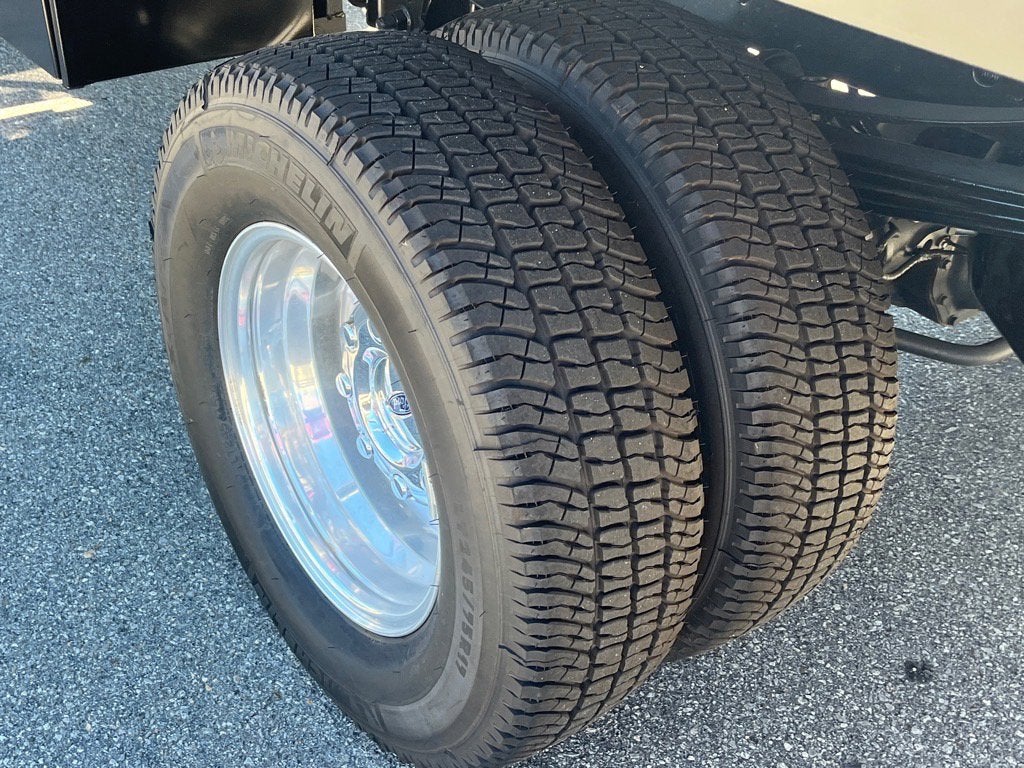 2025 Ford Super Duty F-350 DRW XL