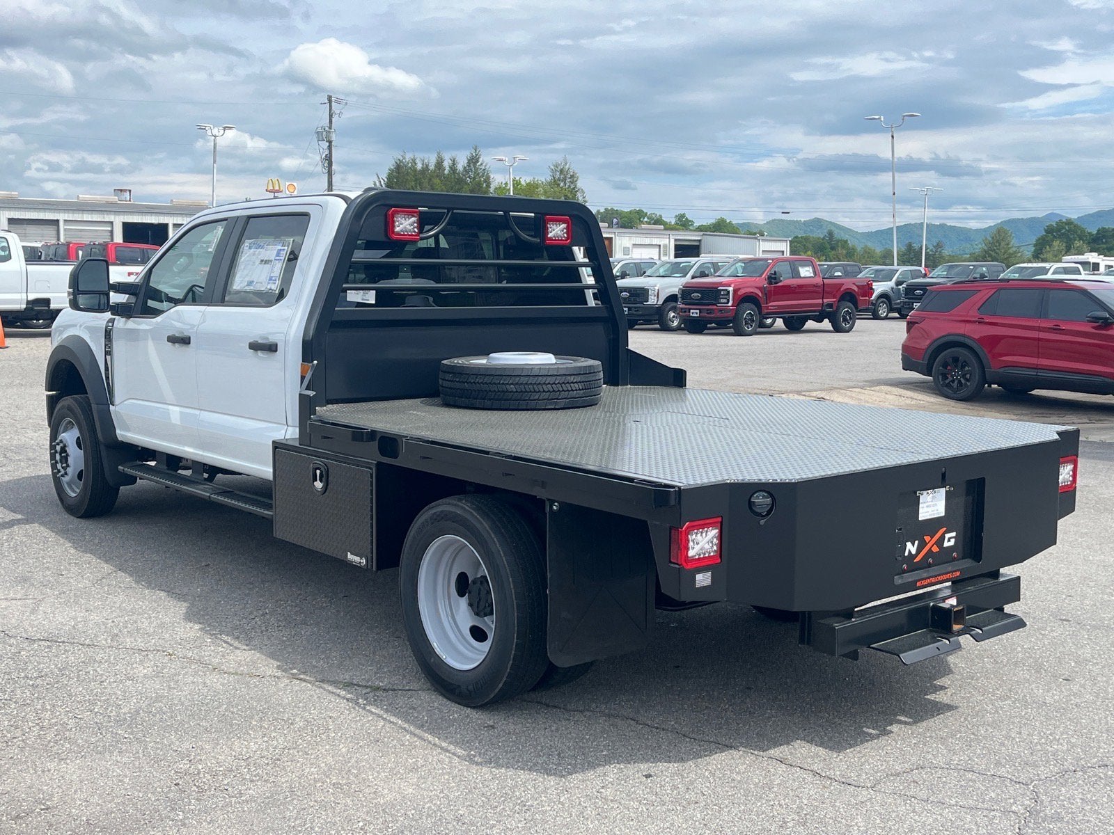 2026 Ford Super Duty F-550 DRW XL DRW