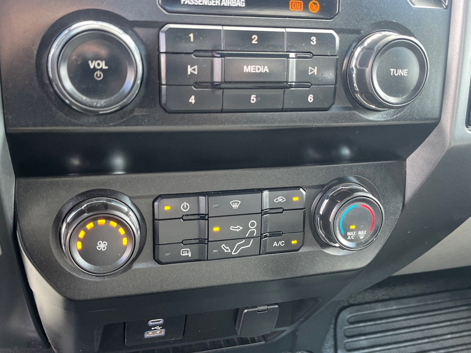 2020 Ford Super Duty F-450 DRW XLT DRW