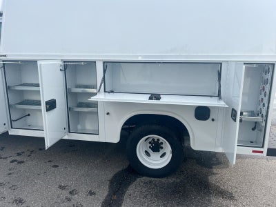 2026 Ford E-Series Cutaway Base Cutaway