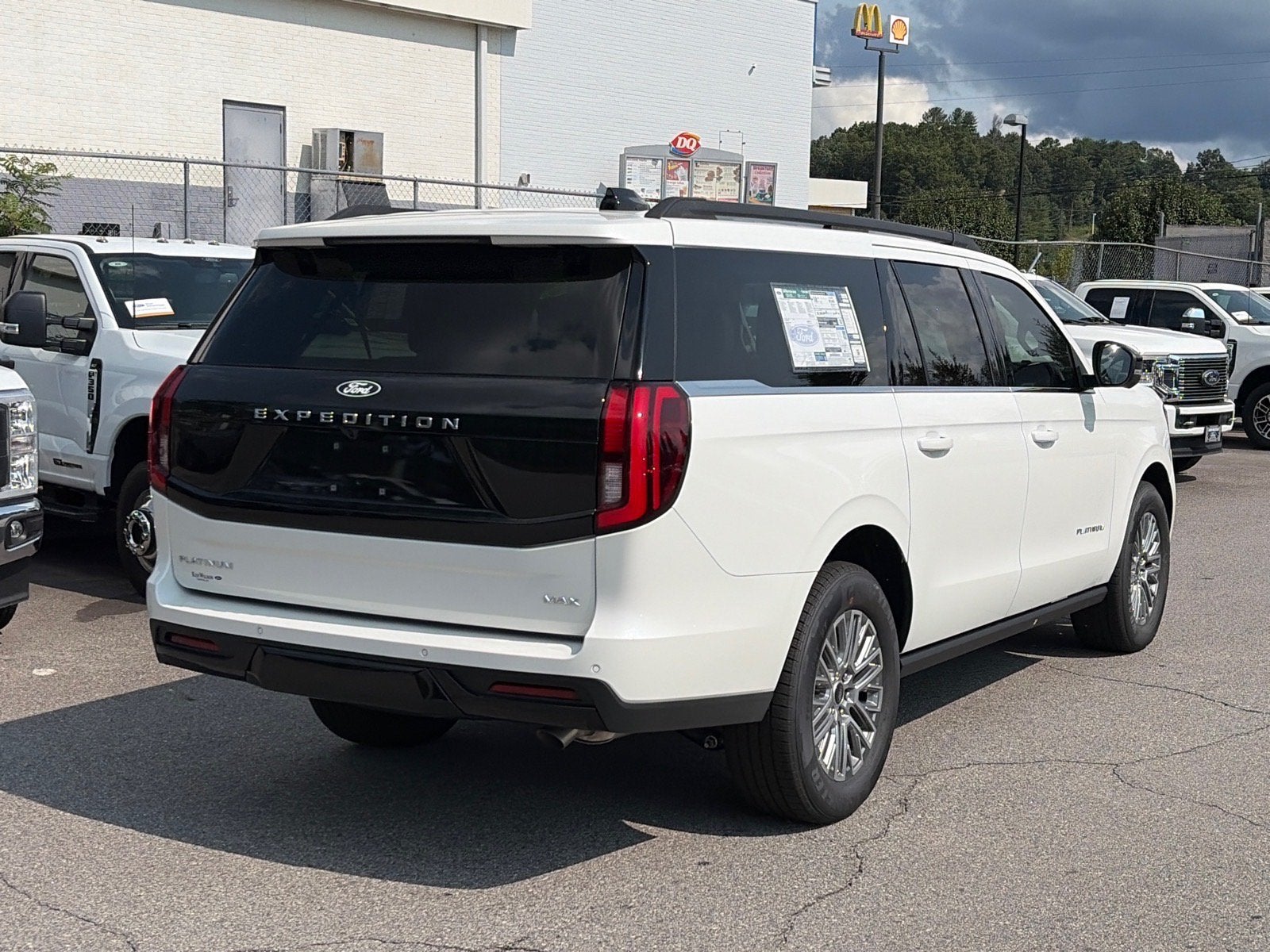 2027 Ford Expedition Max Platinum