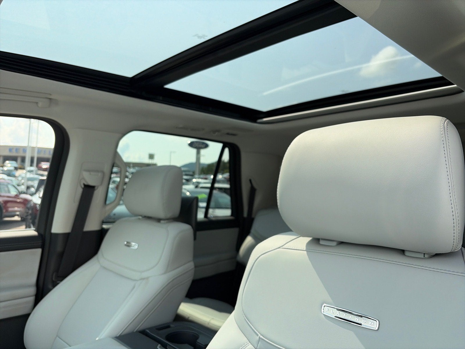 2027 Ford Expedition Max Platinum
