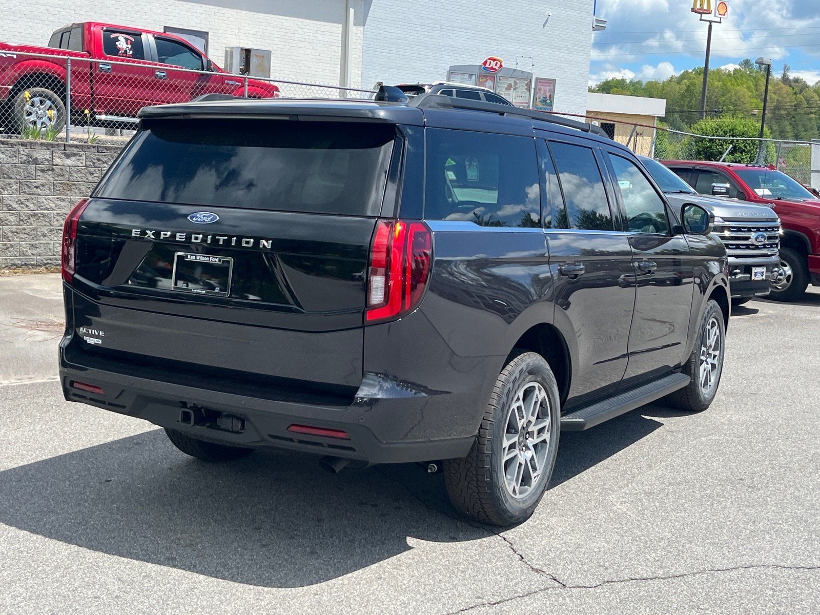 2026 Ford Expedition Active