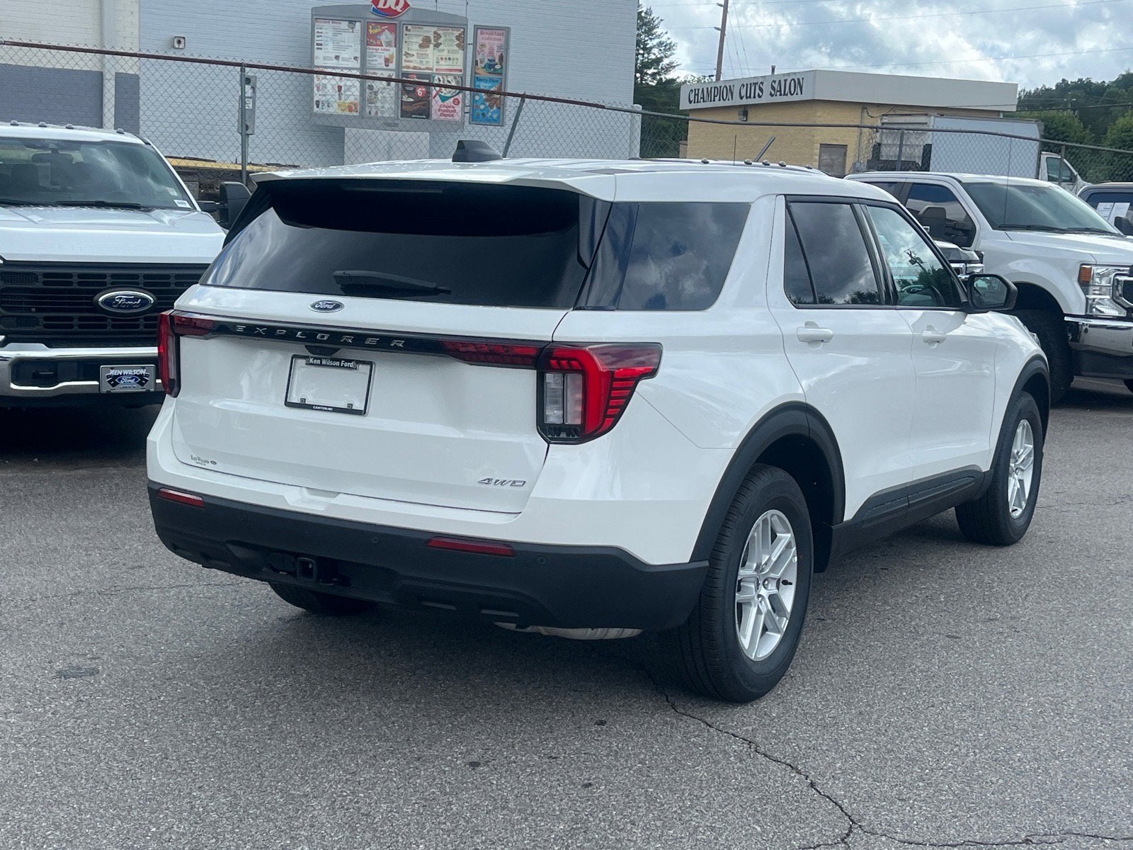2026 Ford Explorer Active w/100A Pkg