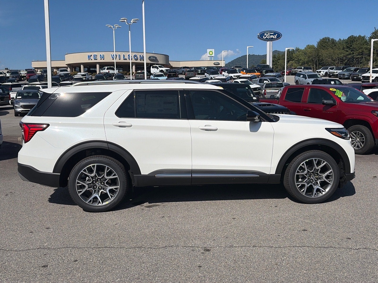 2027 Ford Explorer Platinum