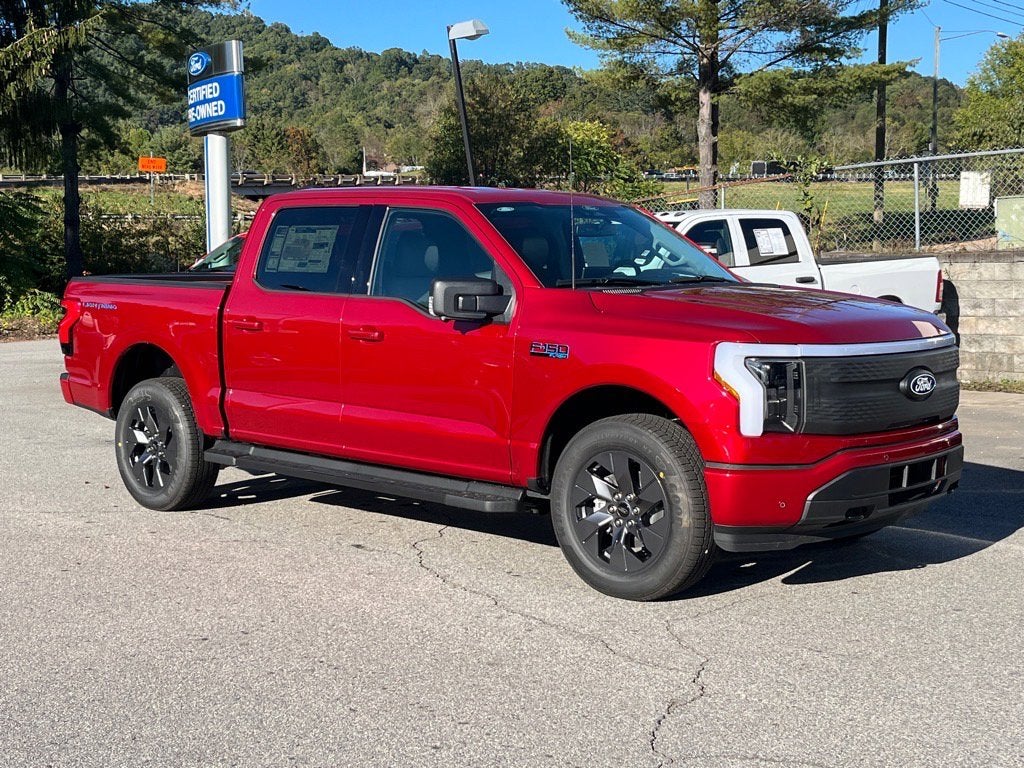 2025 Ford F-150 Lightning Flash